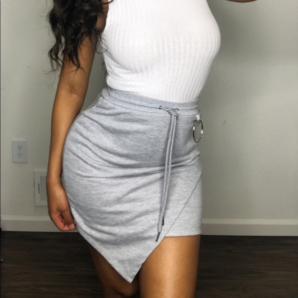 Grey abstract hem skirt
